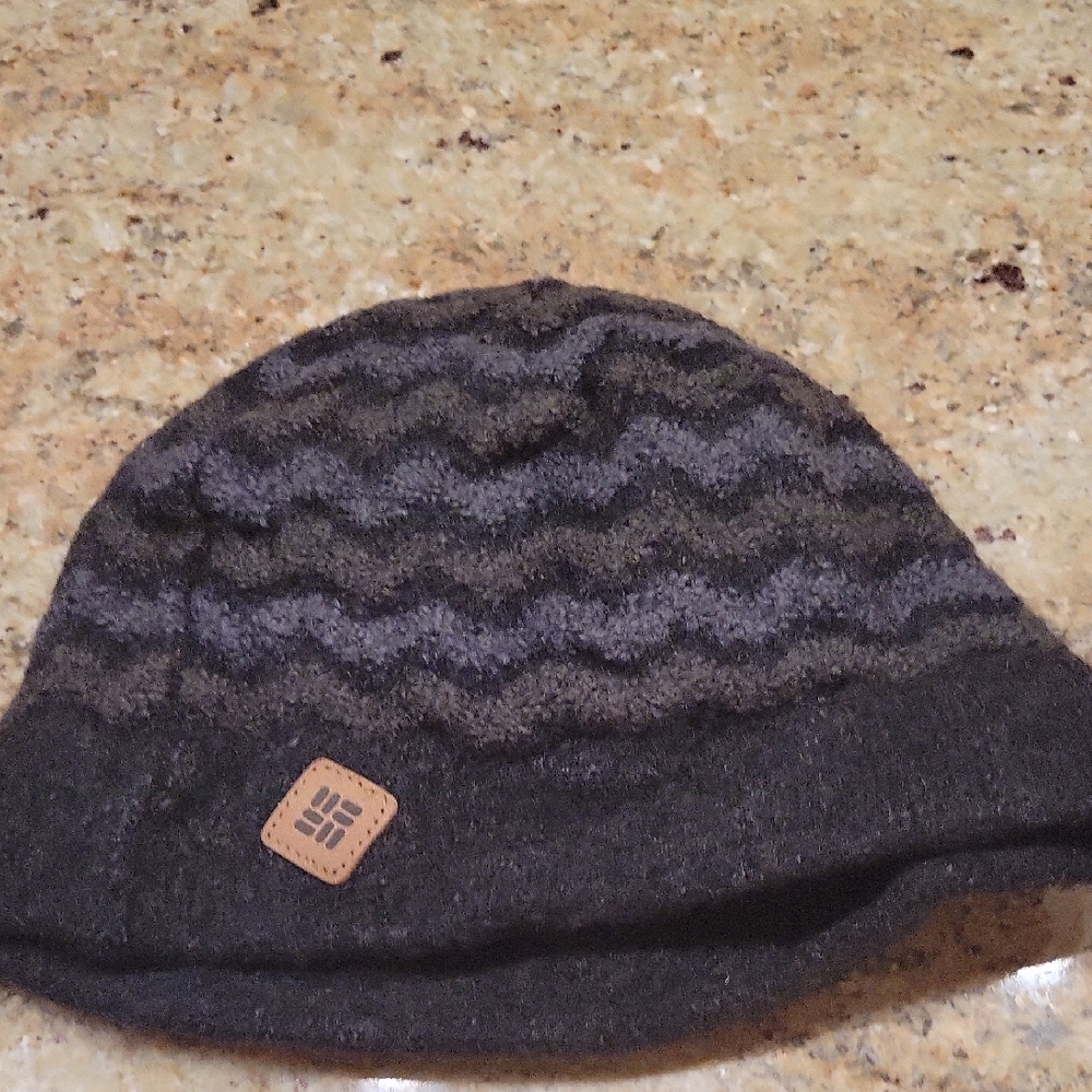 Columbia Charcoal Knit Beanie